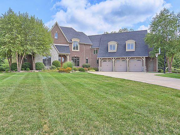 3rd image of 1510 Riverwood Pt