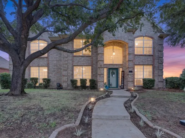 901 Brittany Dr, Lewisville, TX 75067
