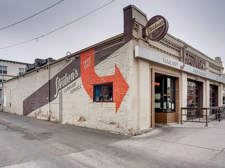 1747 N Washington St #B302 — Photo 21