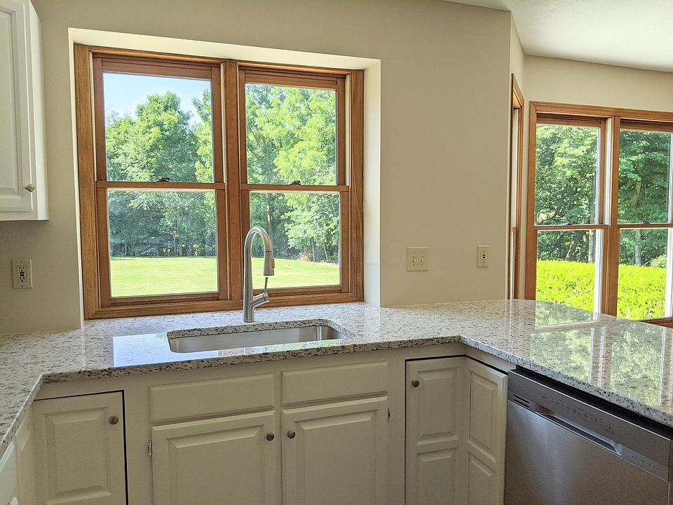 1st image of 3806 Bluff Dr