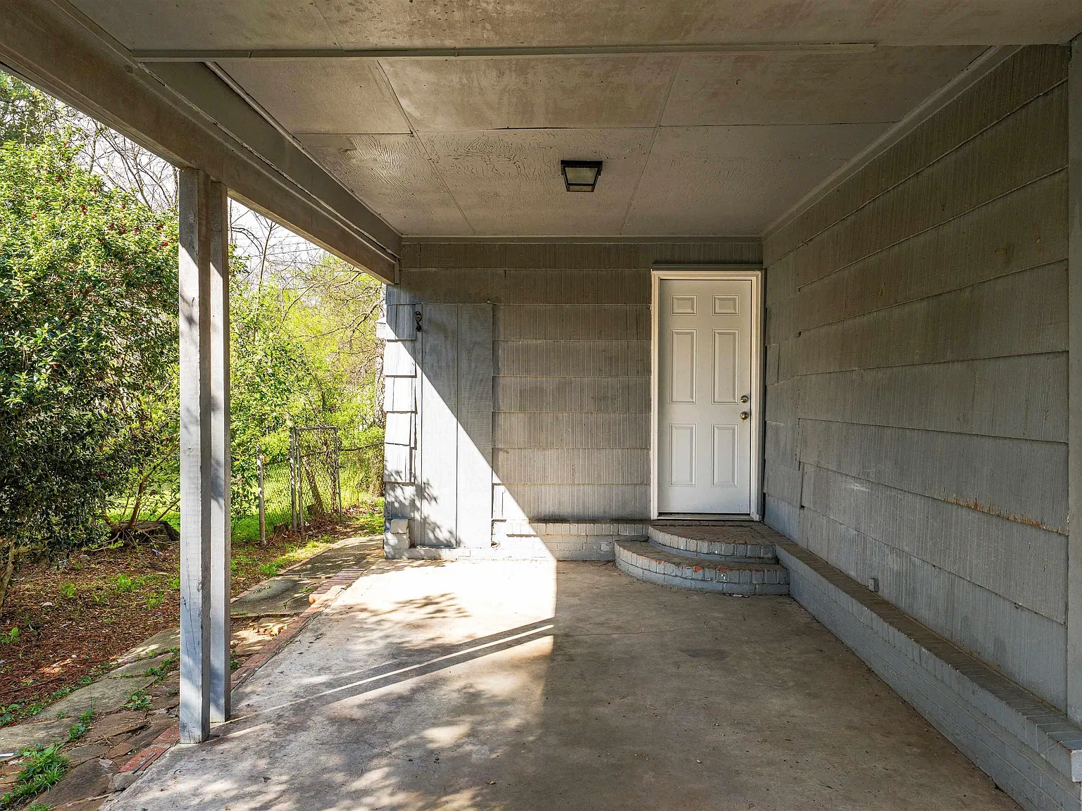 3 bed, 1.5 bath, $950 — Photo 4