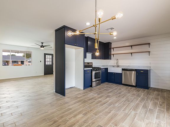 4th image of 3534 W El Camino Dr