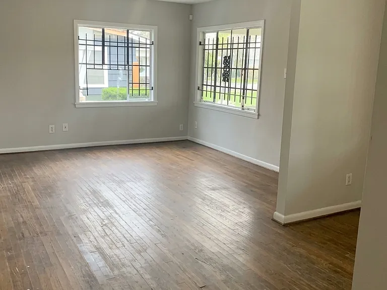 6109 Wayland St — Photo 8