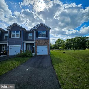 38 Peregrine Way, Burlington, NJ, 08016