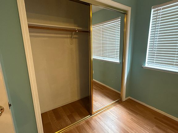 5th image of 2345 N Wapoma Ave