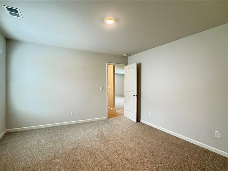 56 Thompson Ridge Ln — Photo 34