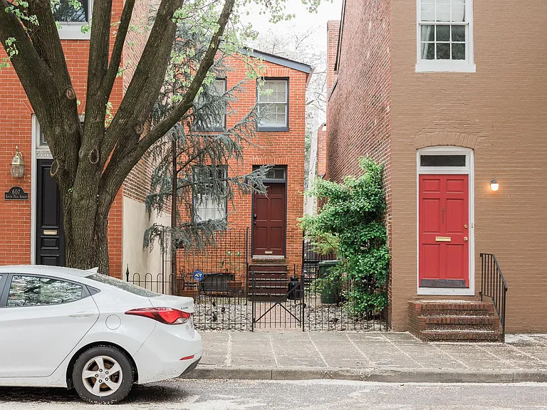 609 S Paca St — Photo 3