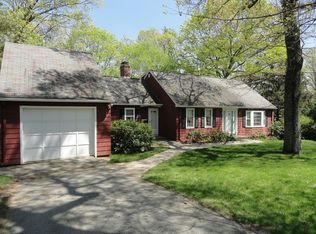 33 Surrey Ln, Holden, MA 01520