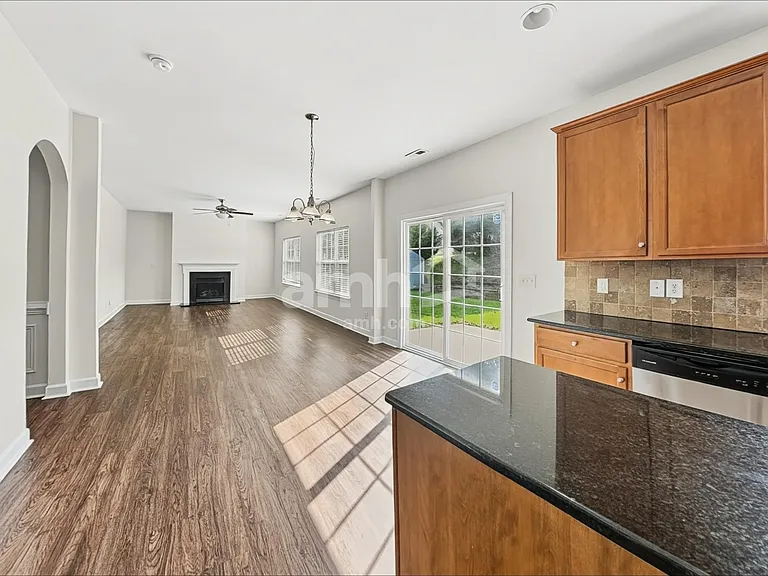 2914 Watercrest Dr NW — Photo 5