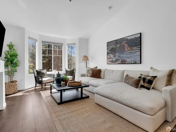 180 Caldecott Ln Unit 314, Oakland, CA 94618