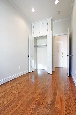 Rented by JK Dansar Corp | media 10