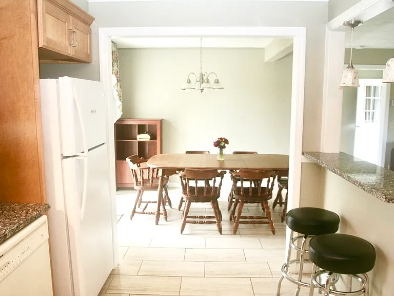 26 Summit Rd — Photo 3