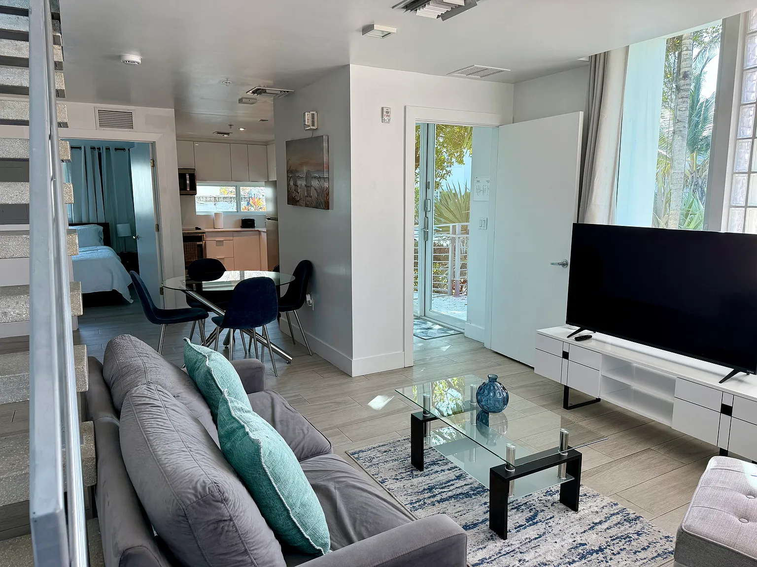 2 bed, 1186 sqft, $4,500 — Photo 4