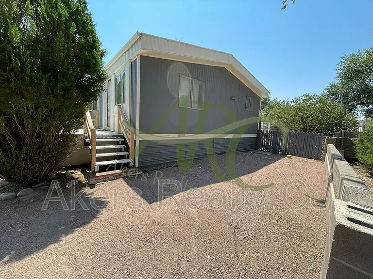965 S Blueridge Dr — Photo 2