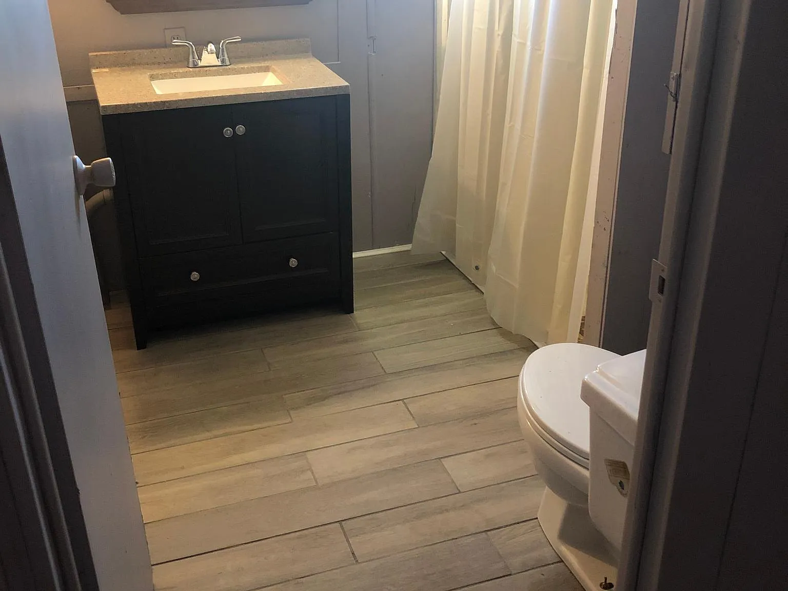 3302 Lake Dr — Photo 4