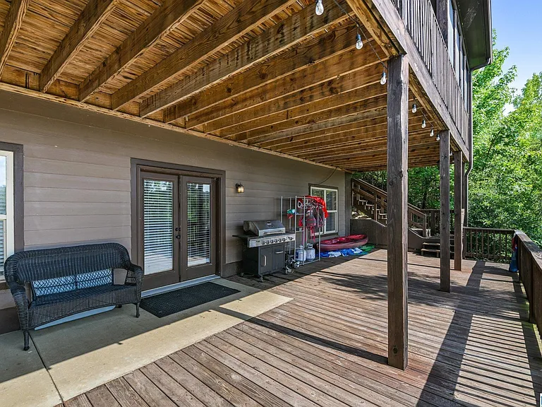 3508 Waters Rd — Photo 37