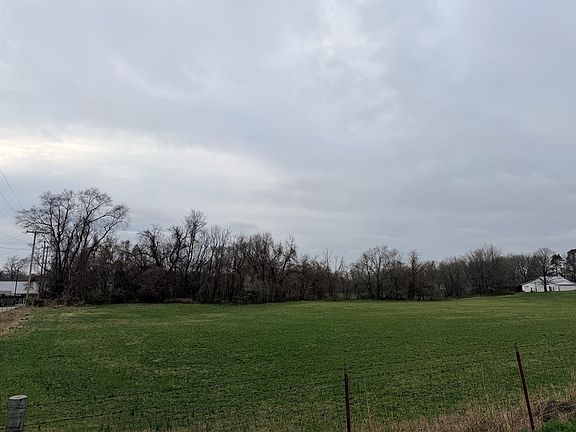 4th image of /charley St #A