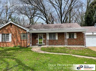 10057 Grosvenor Dr, Saint Louis, MO