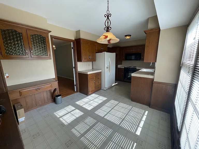 9549 Walmer St — Photo 28