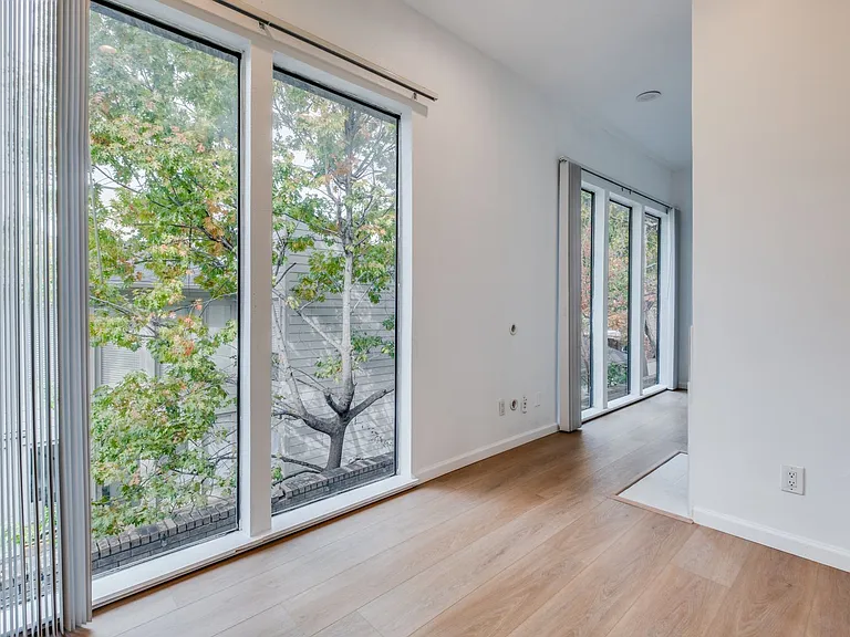 3610 Routh St — Photo 28