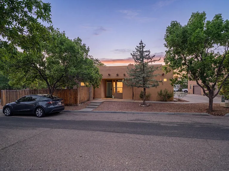 4120 Monte Azul Loop — Photo 1