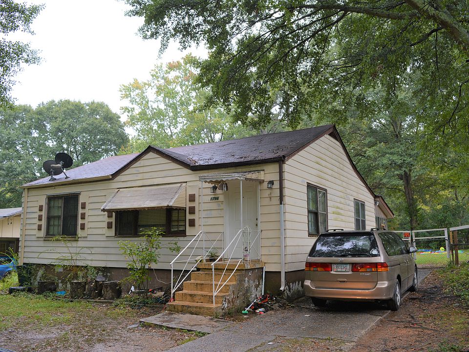 2nd image of 1796 Olive Springs Rd SE