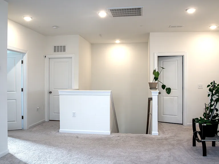 4532 Valley Crest Ln — Photo 14