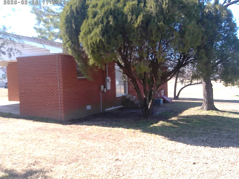 636 E Main St — Photo 29