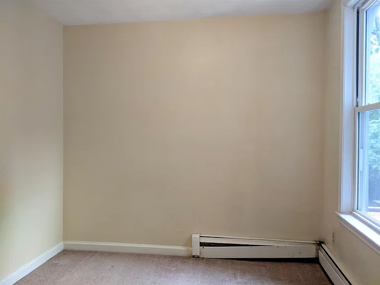 9 Banks St #2 — Photo 23