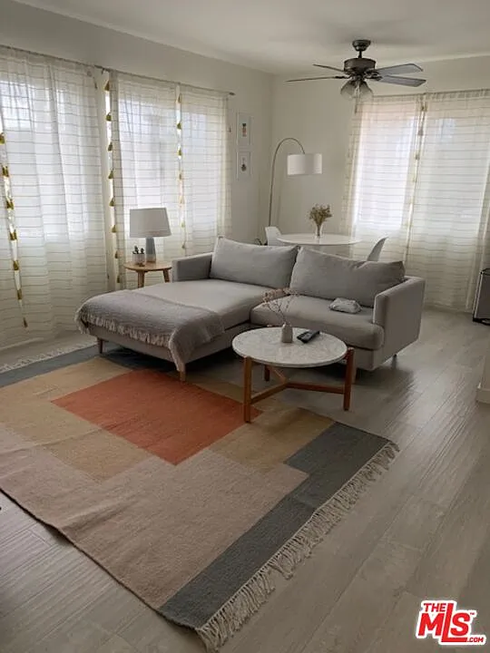 2 bed, 1.0 bath, $3,550 — Photo 4