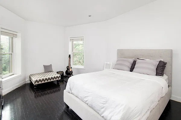 Sold by Corcoran | media 6