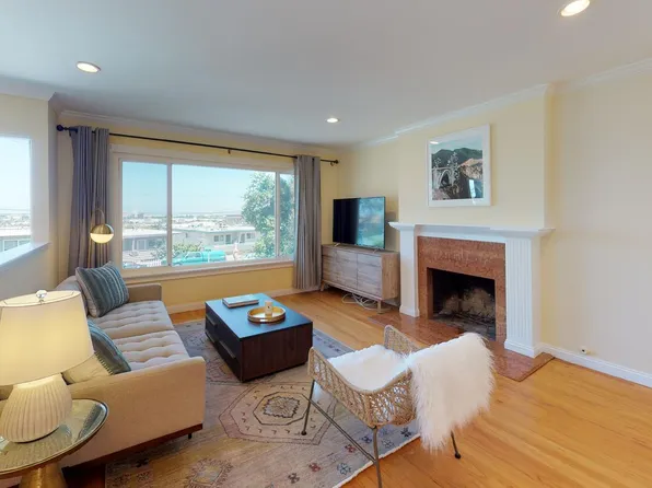 1618 King St, Belmont, CA 94002