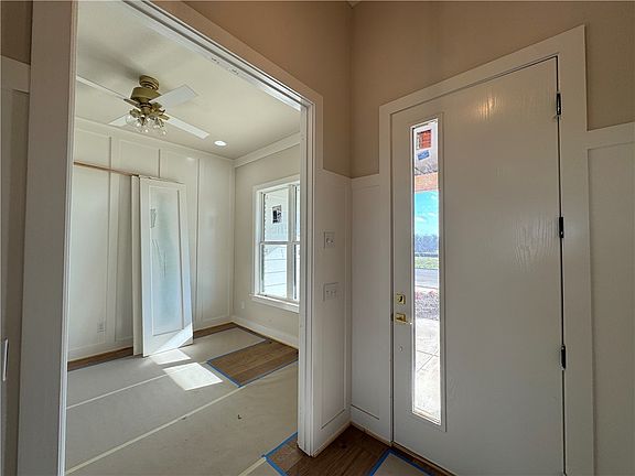 3rd image of 4115 W Murfield Dr