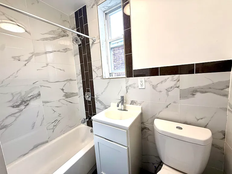 6002 Hudson Ave #3 — Photo 10