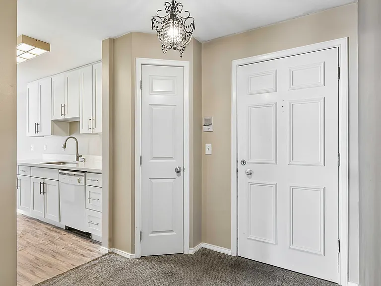 10129 Main St #301 — Photo 5