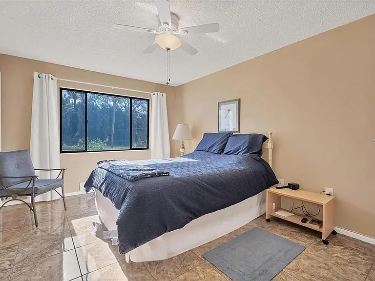 1624 Stickney Point Rd #108 — Photo 9