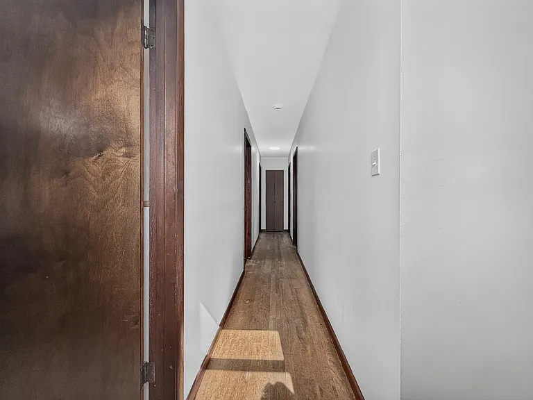 1705 E Granet Ave — Photo 17