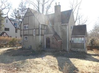 84 Seneca Ave, Yonkers, NY 10710