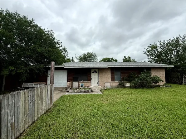 1610 E Fordyce Ave, Kingsville, TX 78363