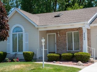 5360 S Fairfax Ct, South Bend, IN