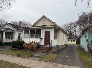 37 Mount Vernon Ave, Rochester, NY 14620