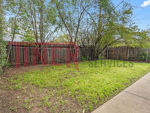 4th image of 2937 42nd St