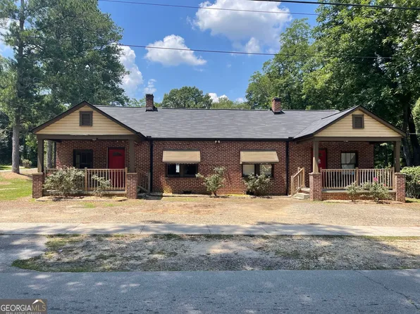 49 E New St, Winder, GA 30680