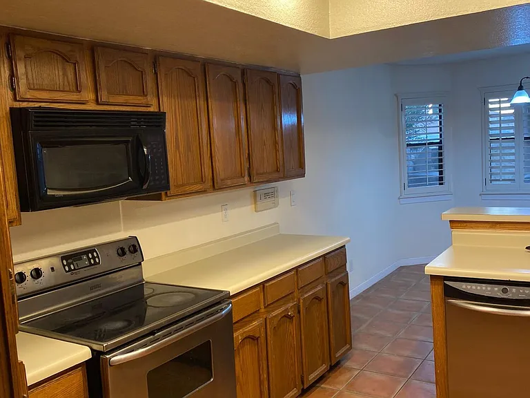 864 Dulce Tierra Dr — Photo 9