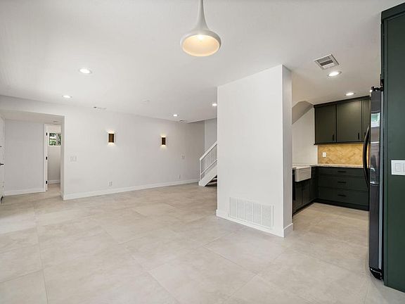 2nd image of 74185 Catalina Way