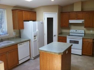 71 E Huckleberry Dr, Grapeview, WA 98546