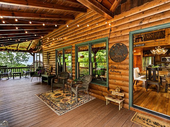 3rd image of 649 Weaver Creek Way