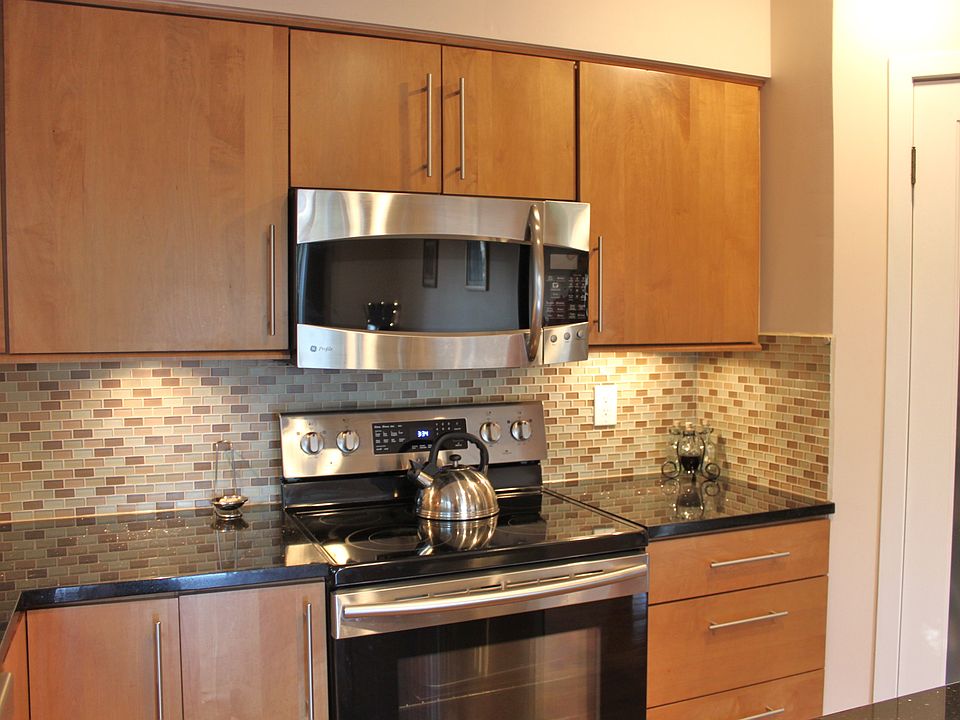 Gorgeous Backsplash