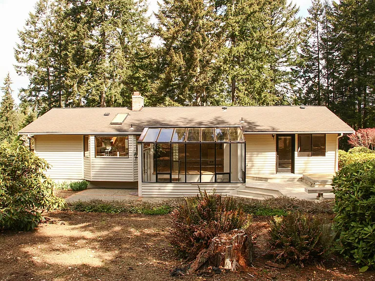 806 Hyak Way — Photo 40
