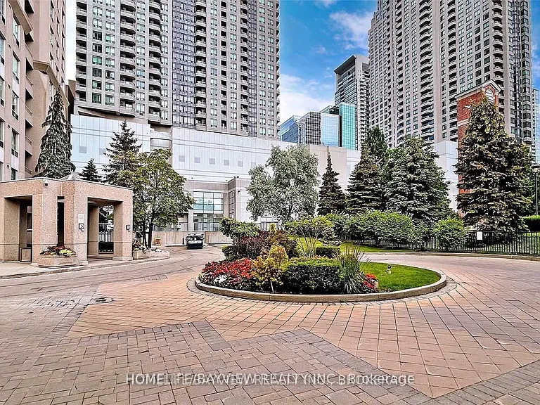 18 Hillcrest Ave #1708 — Photo 1